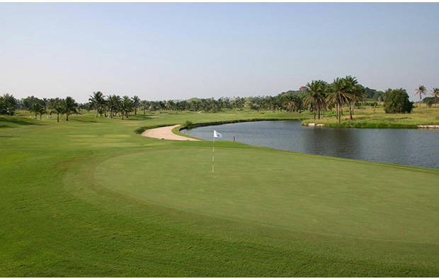 Green, Khao Kheow Country Club, Pattaya, Thailand