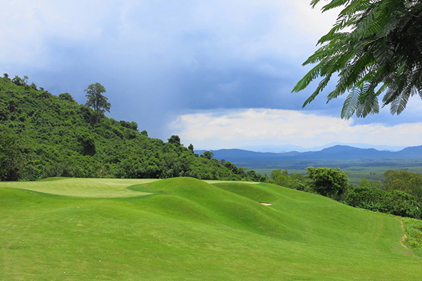 4th green, wangjuntr golf park,pattaya, thailand