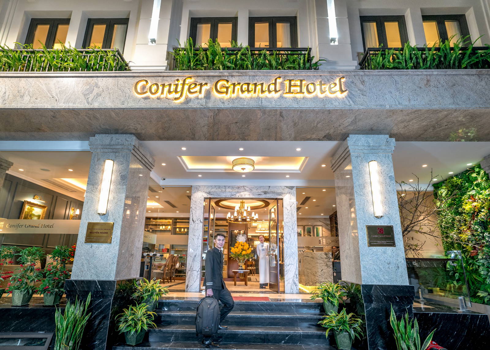 Conifer Grand Hotel, Hanoi