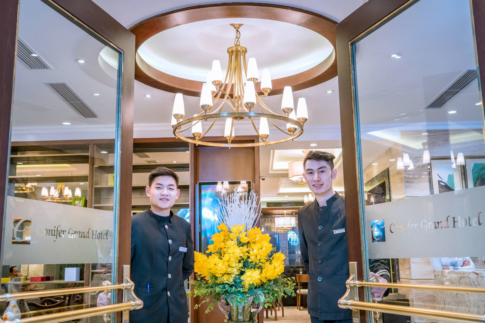 Conifer Grand Hotel, Hanoi