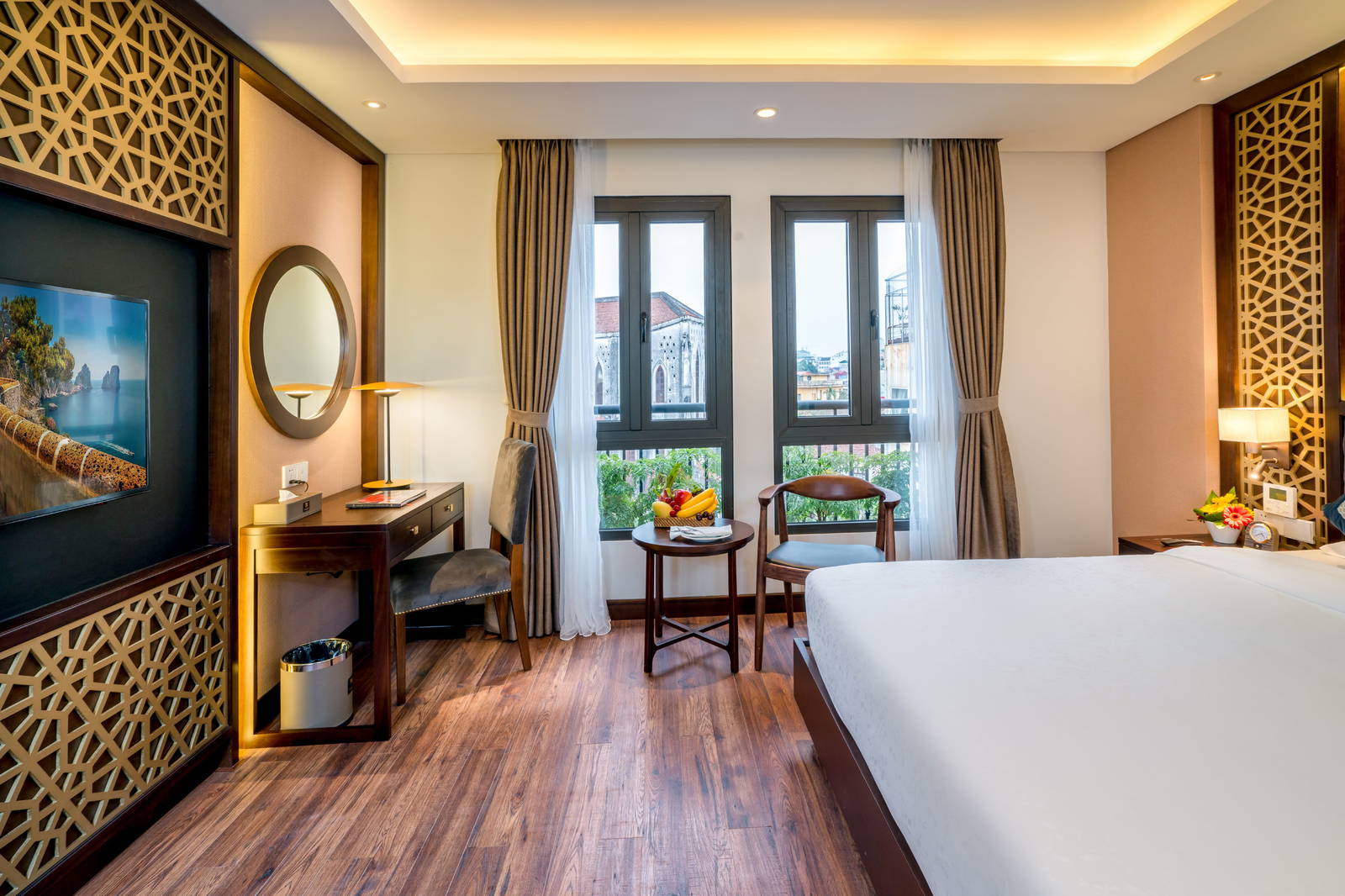 Conifer Grand Hotel, Hanoi