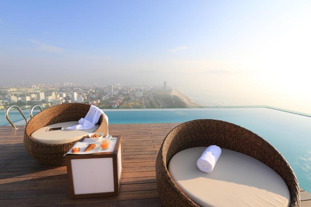 A La Carte Da Nang Beach Hotel, Da Nang