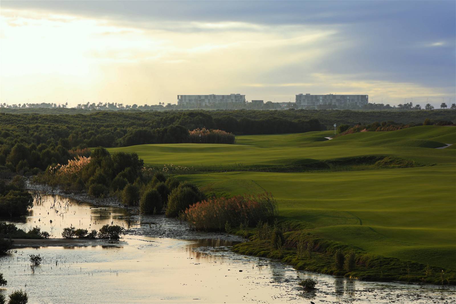 Fairway, Water Hazard, Al Zorah Golf Club, Dubai, United Arab Emirates