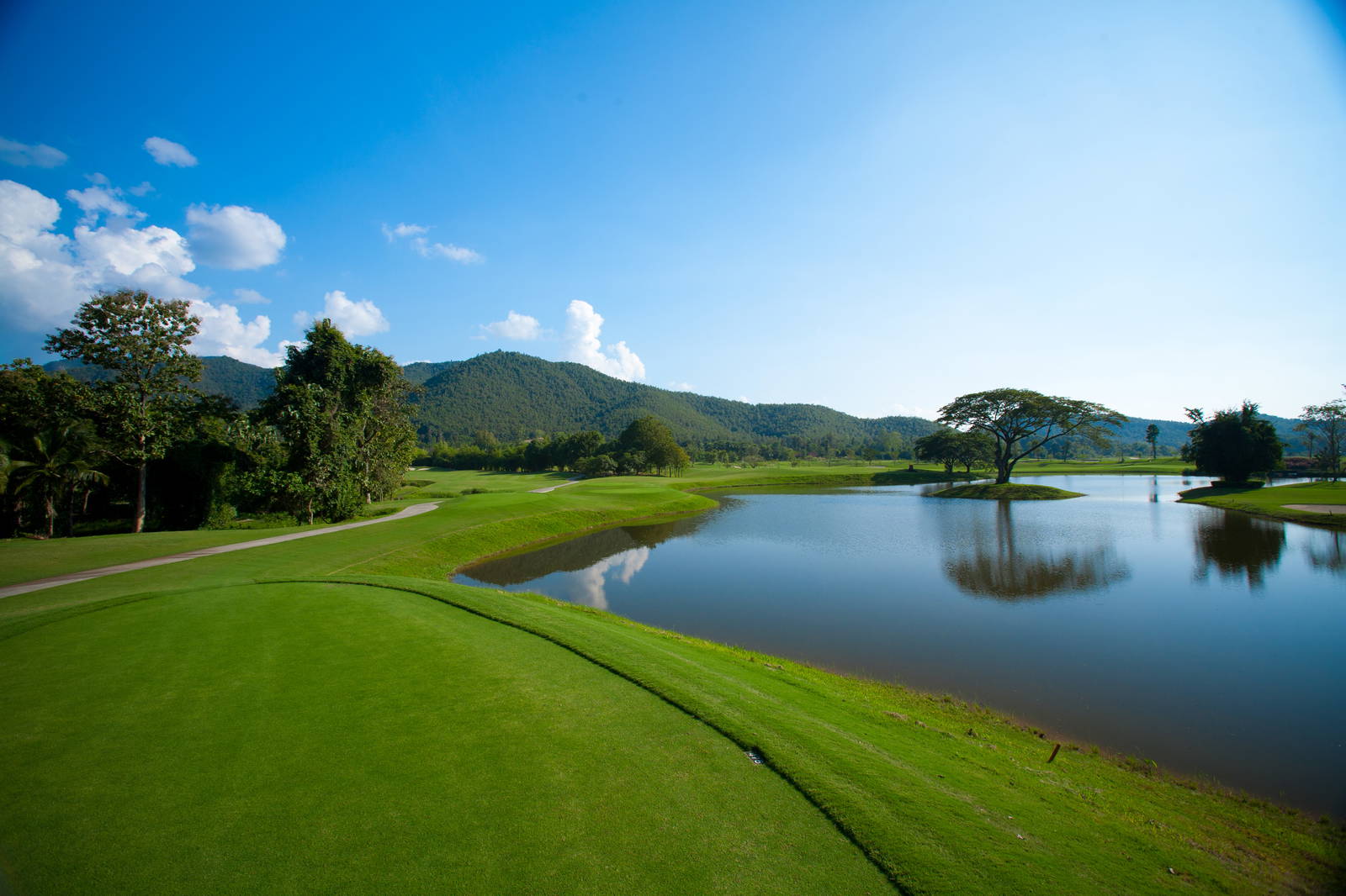 Tee Box, Alpine Golf Resort Chiang Mai, Chiang Mai, Thailand