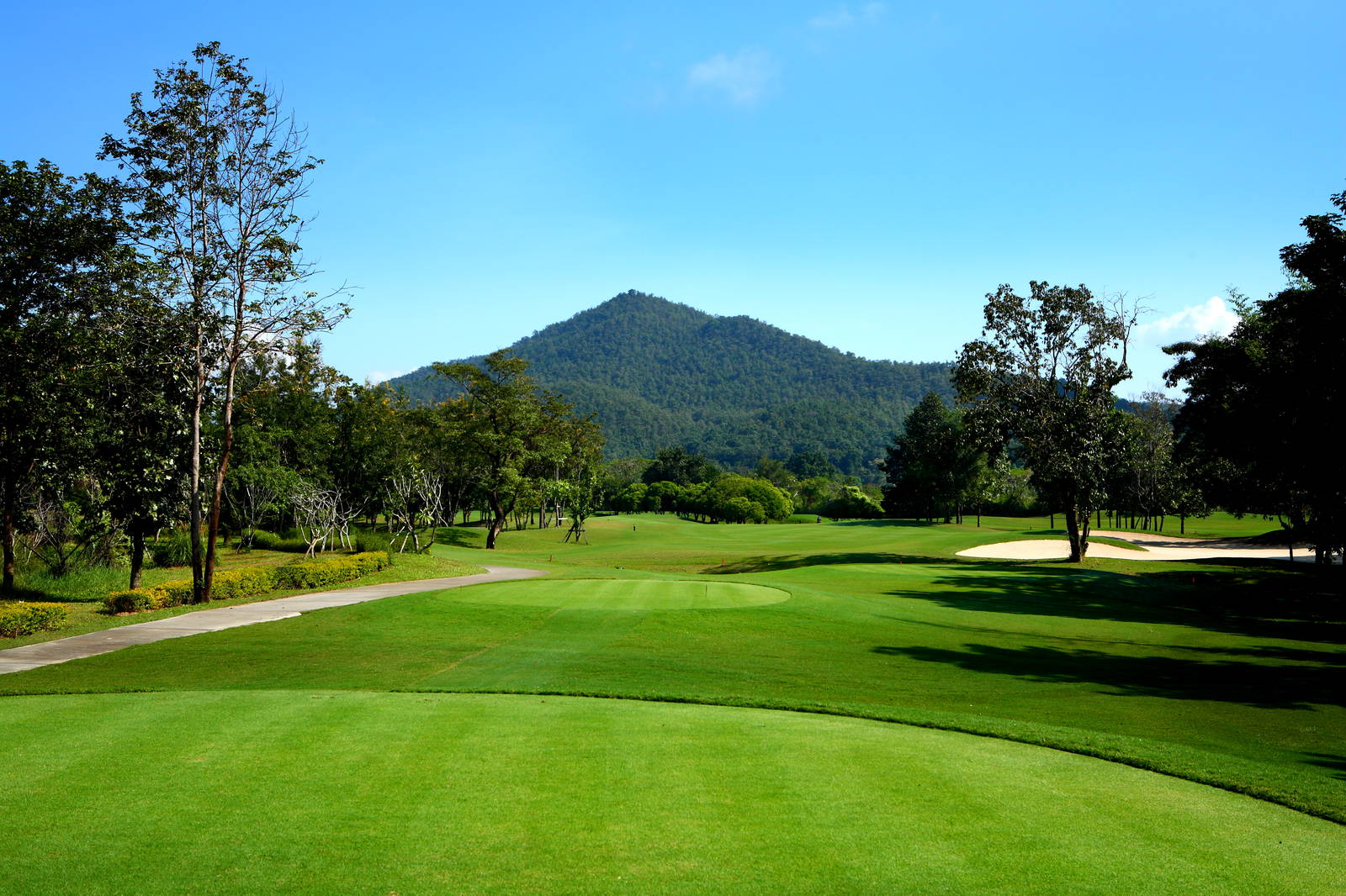 Tee Box, Alpine Golf Resort Chiang Mai, Chiang Mai, Thailand