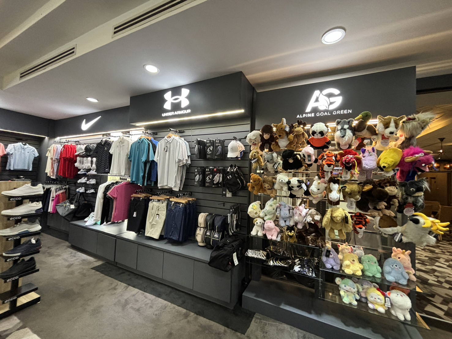 Pro Shop, Alpine Golf Club, Bangkok, Thailand