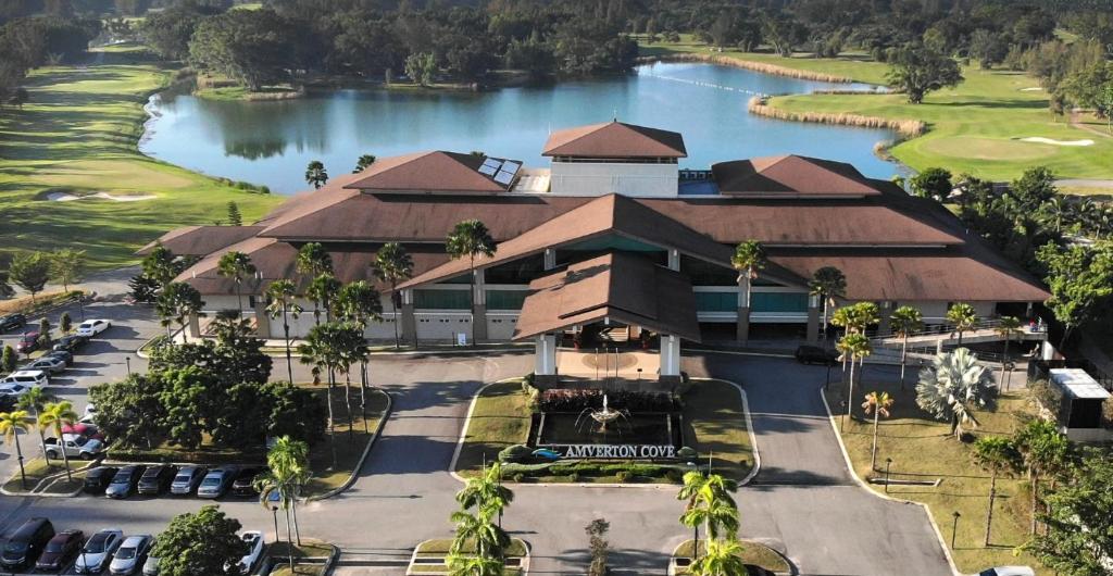 Clubhouse, Amverton Cove Golf & Island Resort, Kuala Lumpur, Malaysia