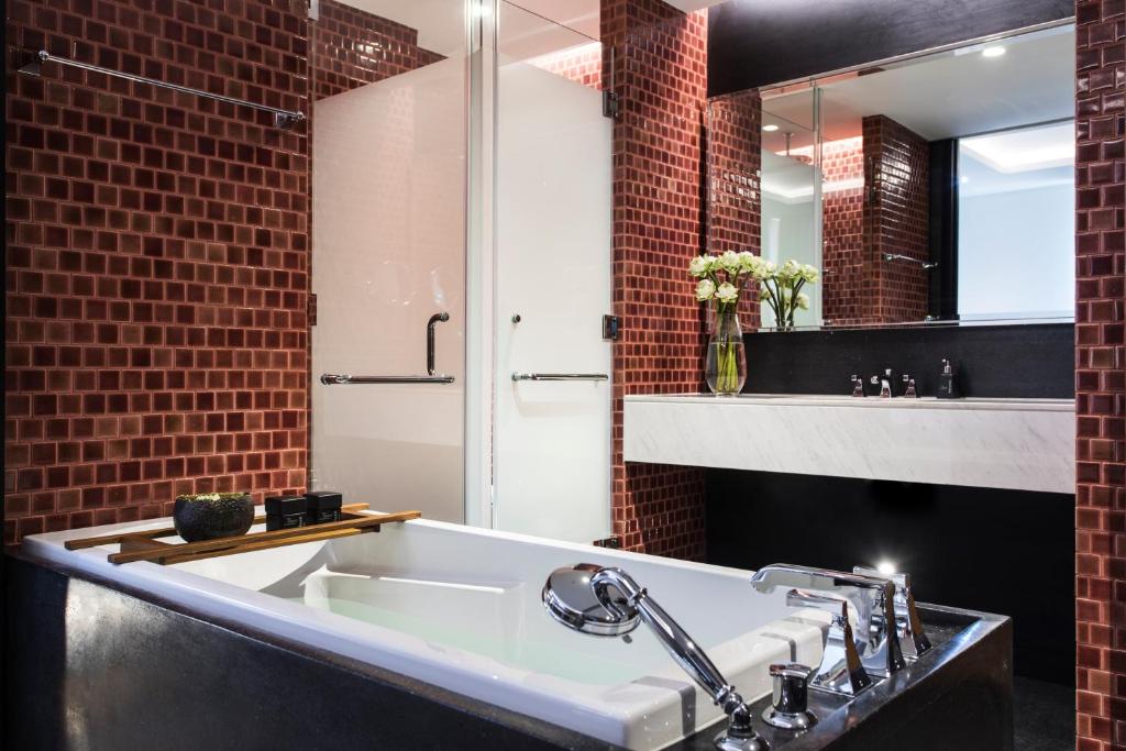 Anantara Chiang Mai Serviced Suites, Chiang Mai, Thailand