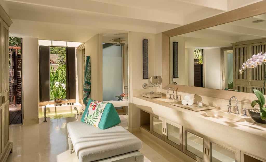 Anantara Mai Khao Phuket Villas, Phuket, Thailand