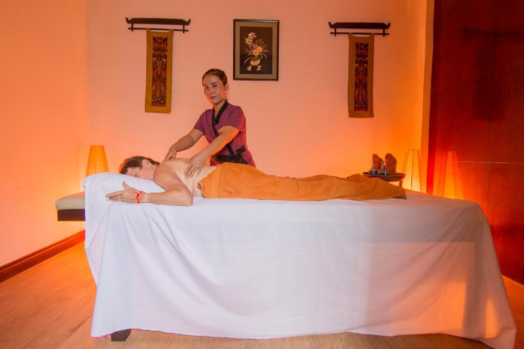 Angkor Holiday Hotel, Siem Reap