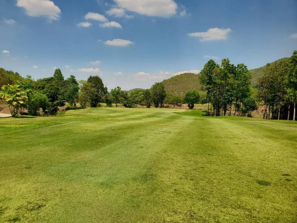 Fairway, Artitaya Golf & Resort, Chiang Mai, Thailand