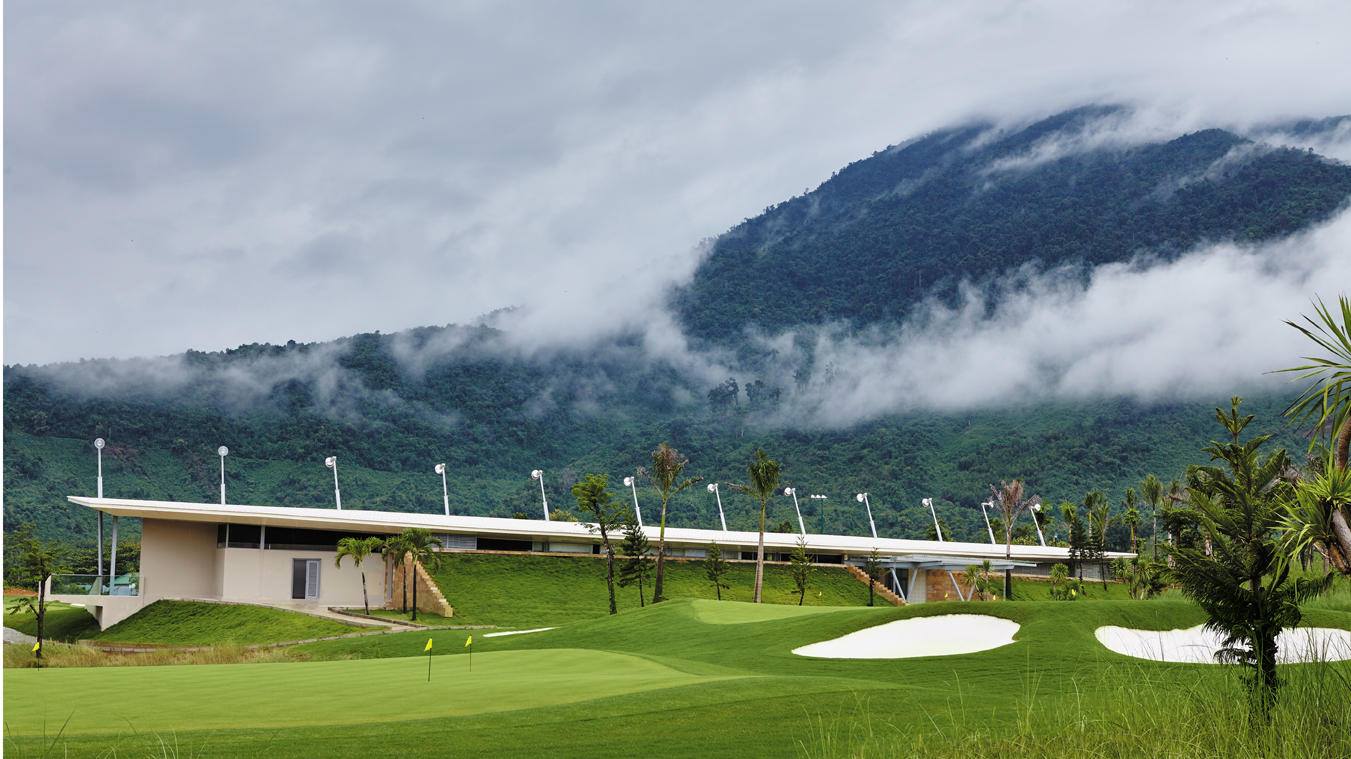 Practice Green, Ba Na Hills Golf Club, Da Nang, Vietnam