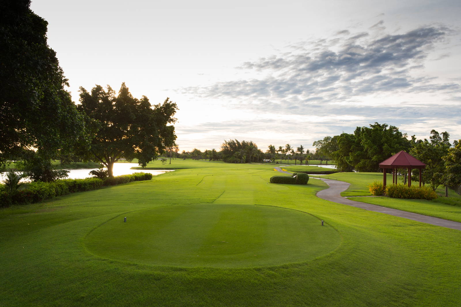 Tee Box, Bangpakong Riverside Country Club, Bangkok, Thailand