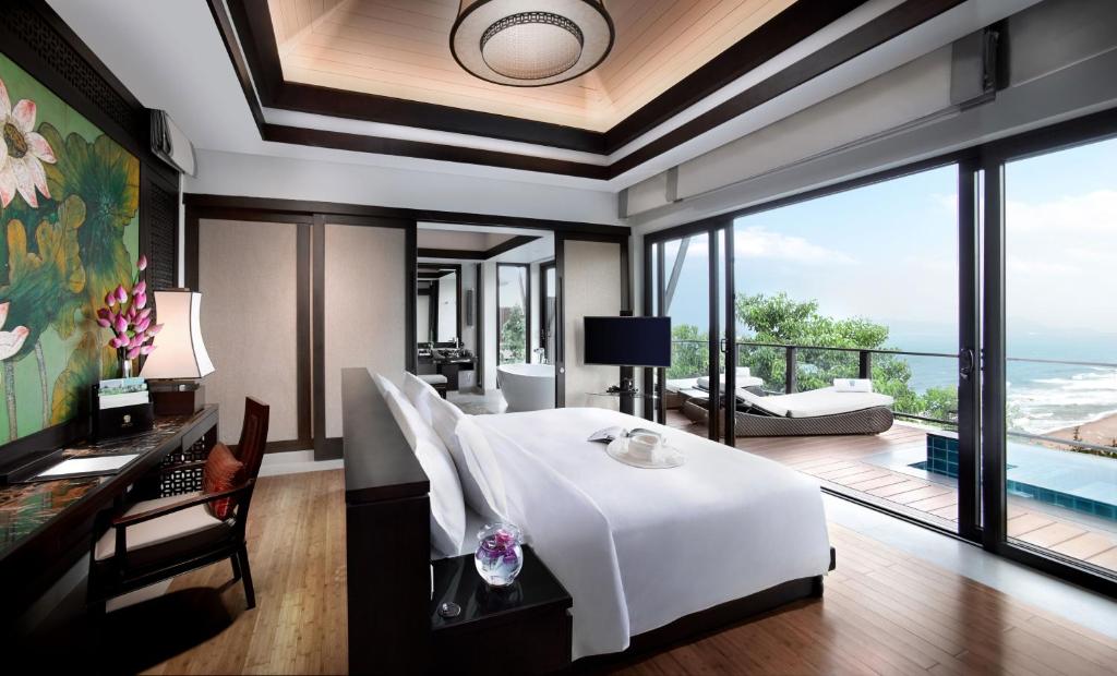 Banyan Tree Lang Co, Da Nang