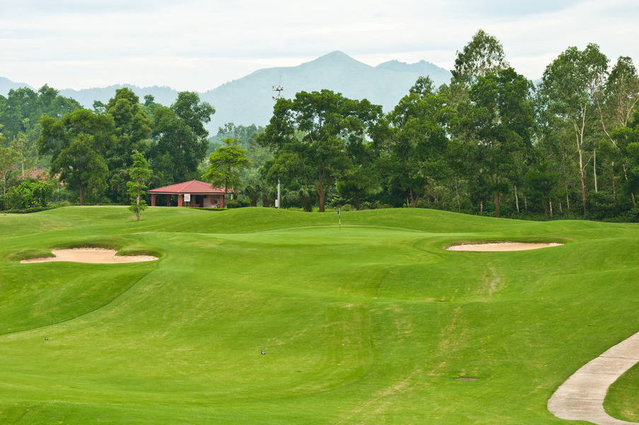 Approach, Green, BRG King's Island Golf Resort (Kings Course), Hanoi, Vietnam