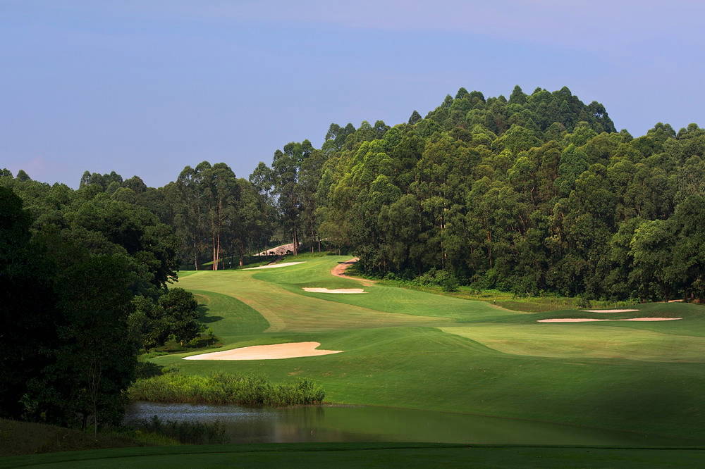 Tee Box, Water Hazard, BRG King's Island Golf Resort (Lakeside Course), Hanoi, Vietnam