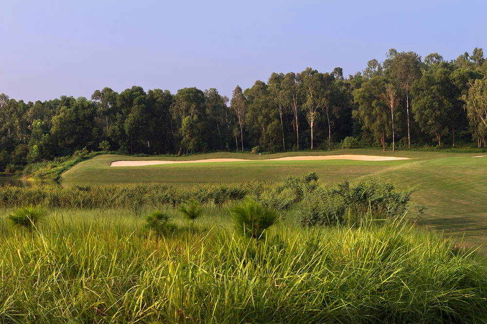 Green, Water Hazard, BRG King's Island Golf Resort (Lakeside Course), Hanoi, Vietnam