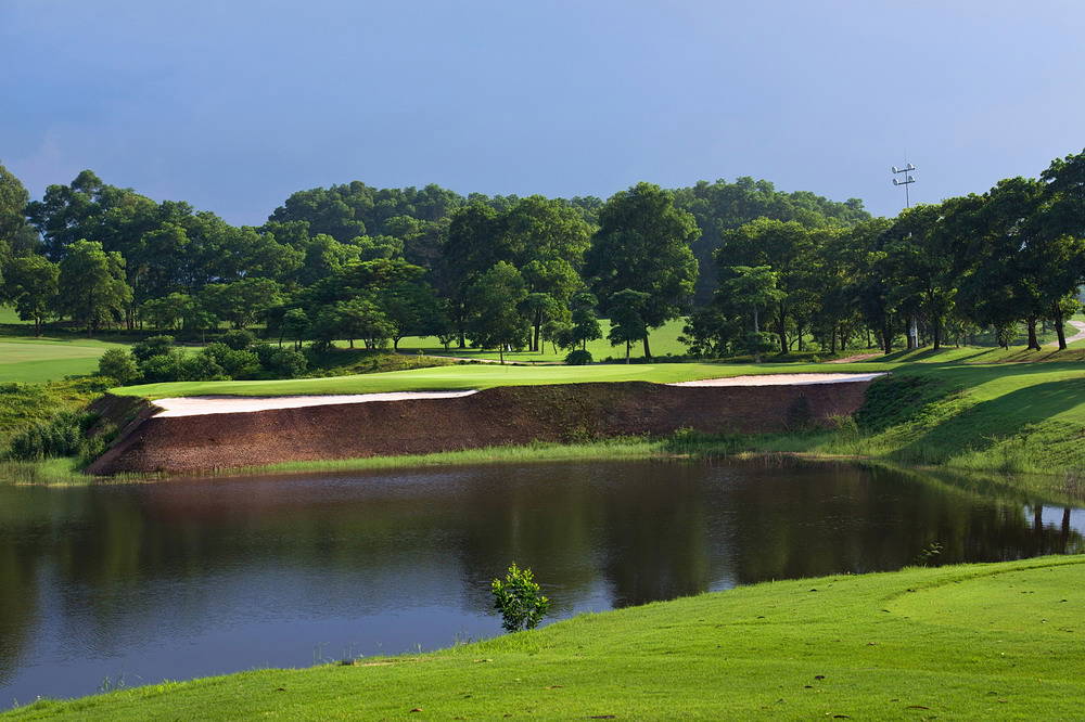 Green, Bunker, Water Hazard, BRG King's Island Golf Resort (Lakeside Course), Hanoi, Vietnam
