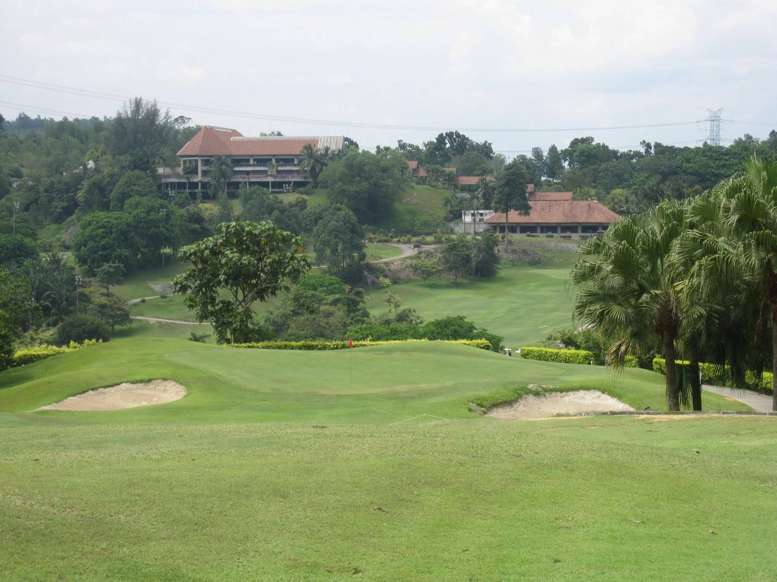 Approach, Bukit Unggul Country Club, Kuala Lumpur, Malaysia