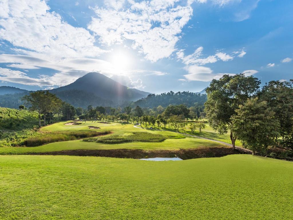 Chatrium Golf Resort Soi Dao Chanthaburi, Pattaya, Thailand