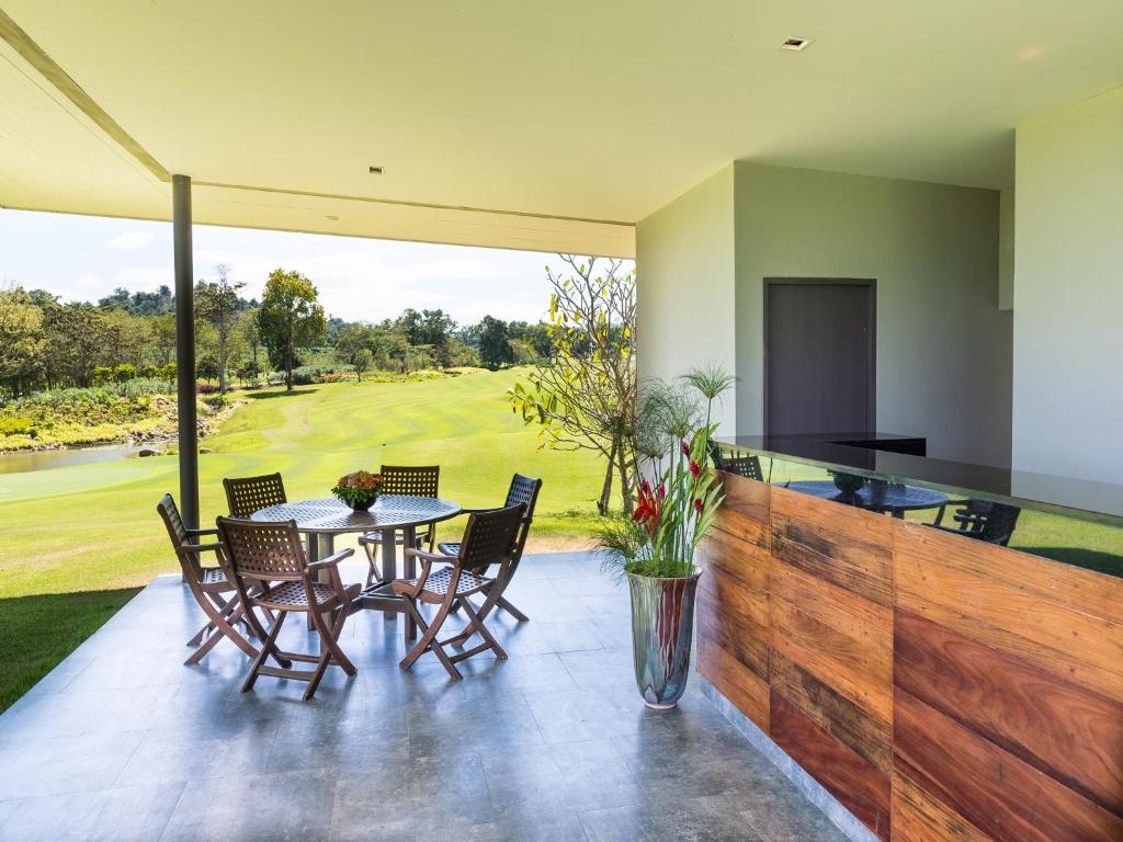 Chatrium Golf Resort Soi Dao Chanthaburi, Pattaya, Thailand