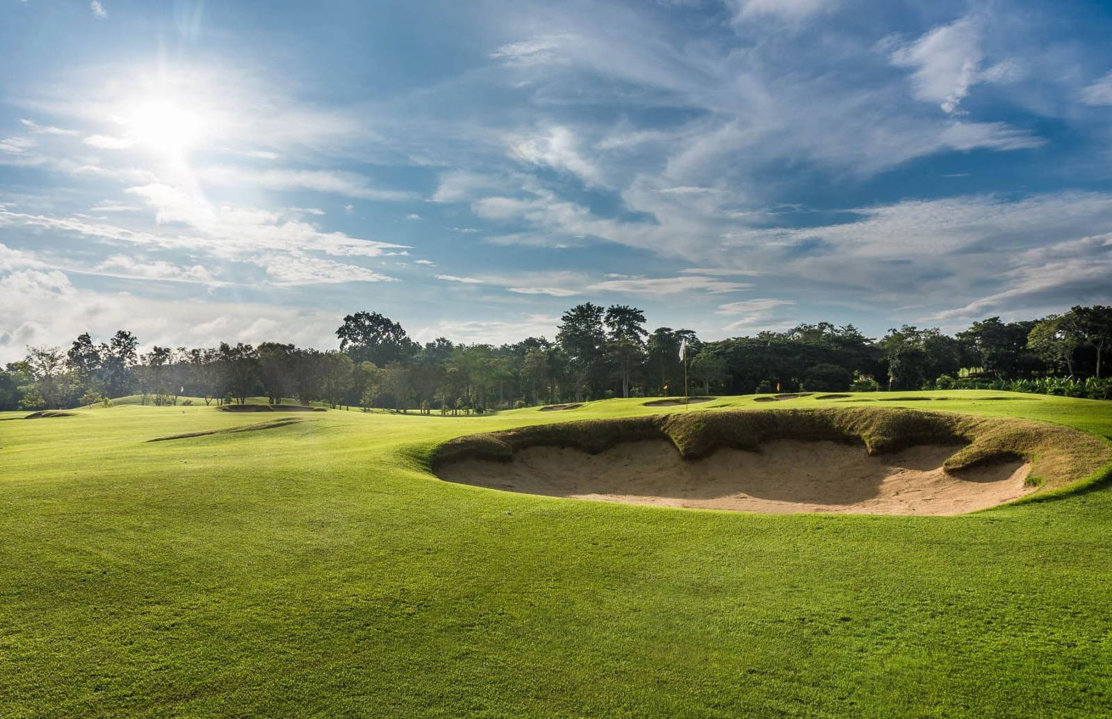 Greenside Bunker, Chatrium Golf Resort Soi Dao Chanthaburi, Pattaya, Thailand