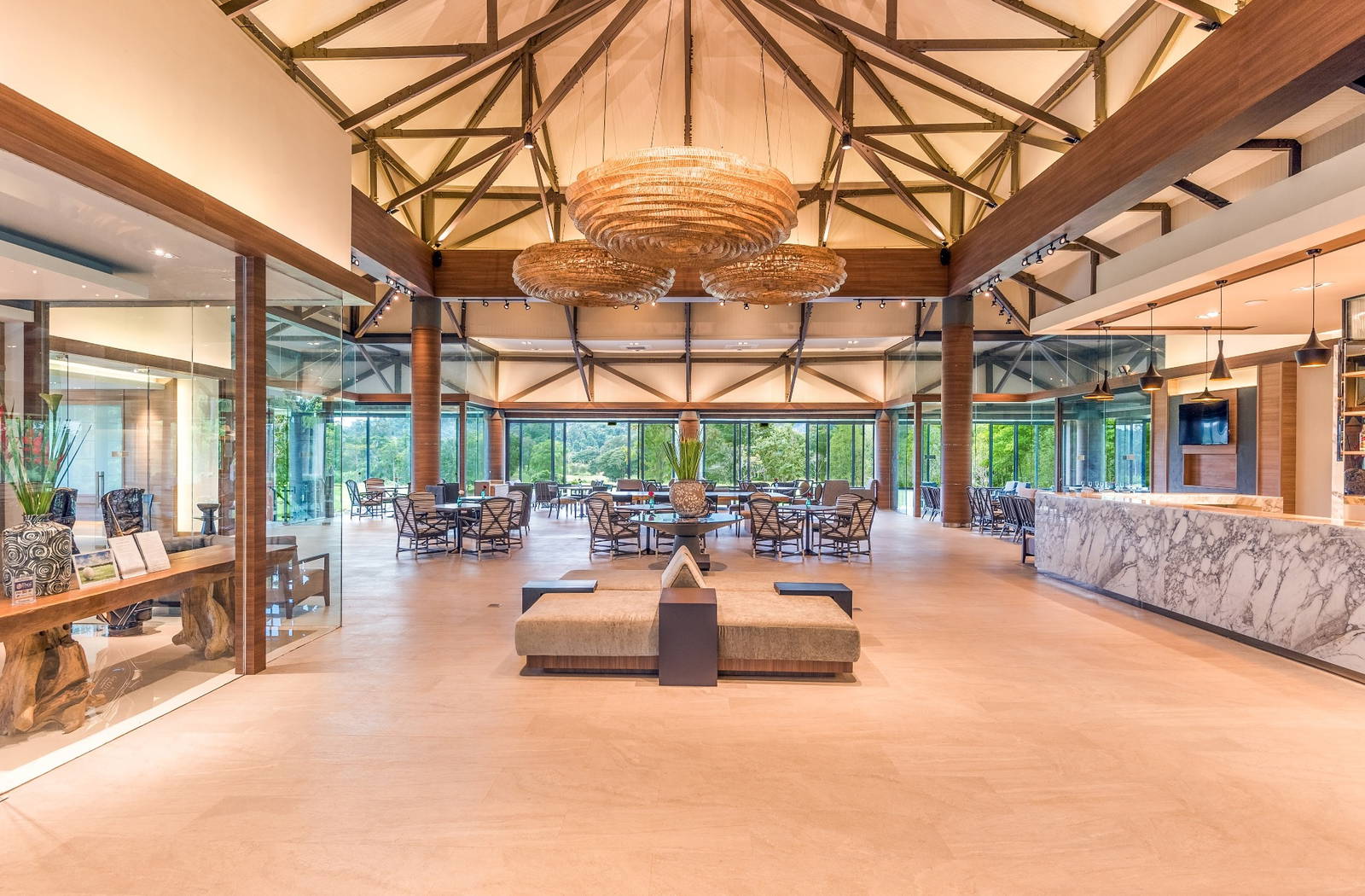 Clubhouse, Chatrium Golf Resort Soi Dao Chanthaburi, Pattaya, Thailand