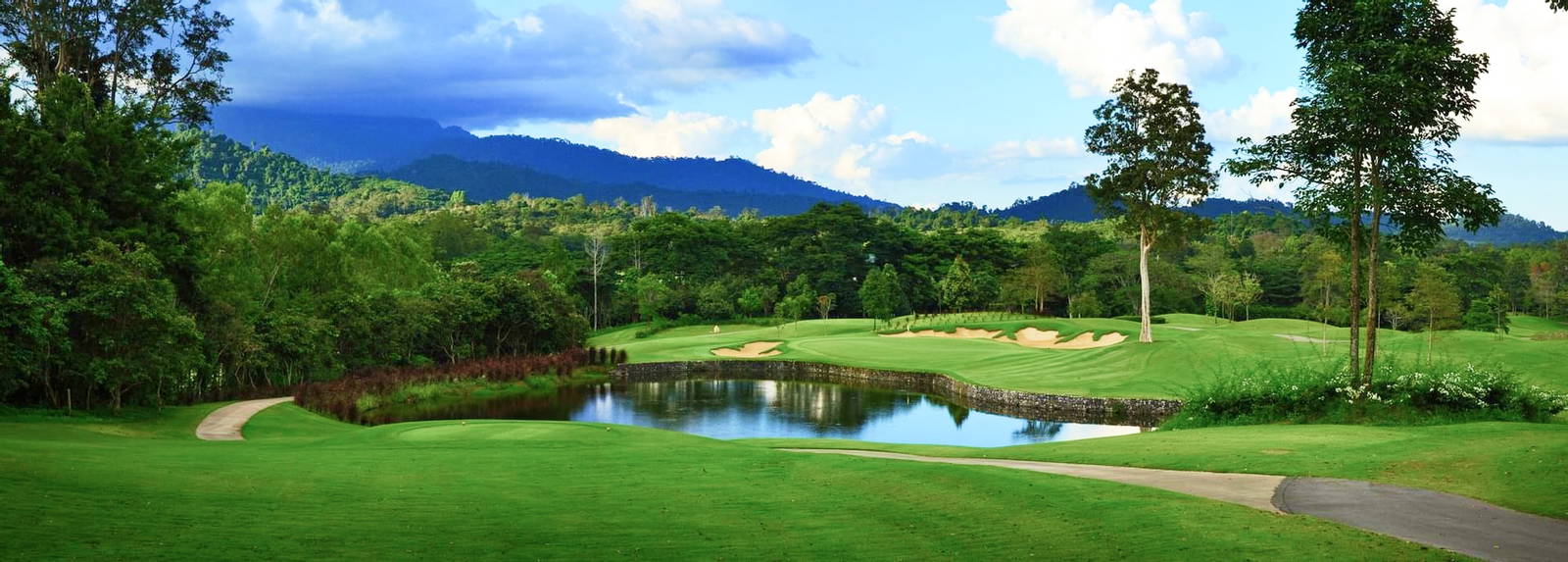Tee Box, Chatrium Golf Resort Soi Dao Chanthaburi, Pattaya, Thailand