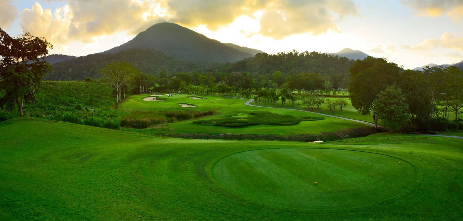 Tee Box, Chatrium Golf Resort Soi Dao Chanthaburi, Pattaya, Thailand