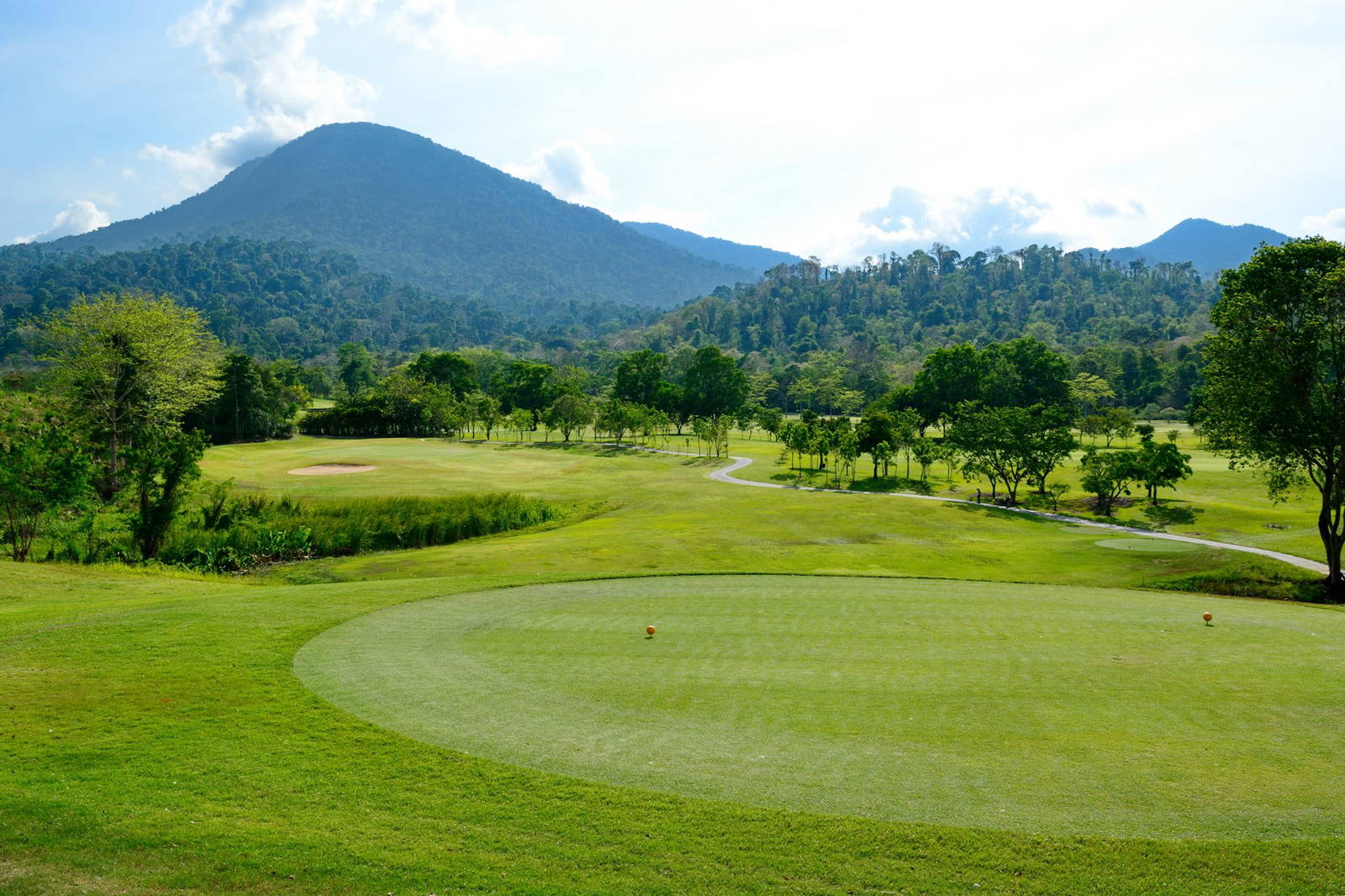 Tee Box, Chatrium Golf Resort Soi Dao Chanthaburi, Pattaya, Thailand