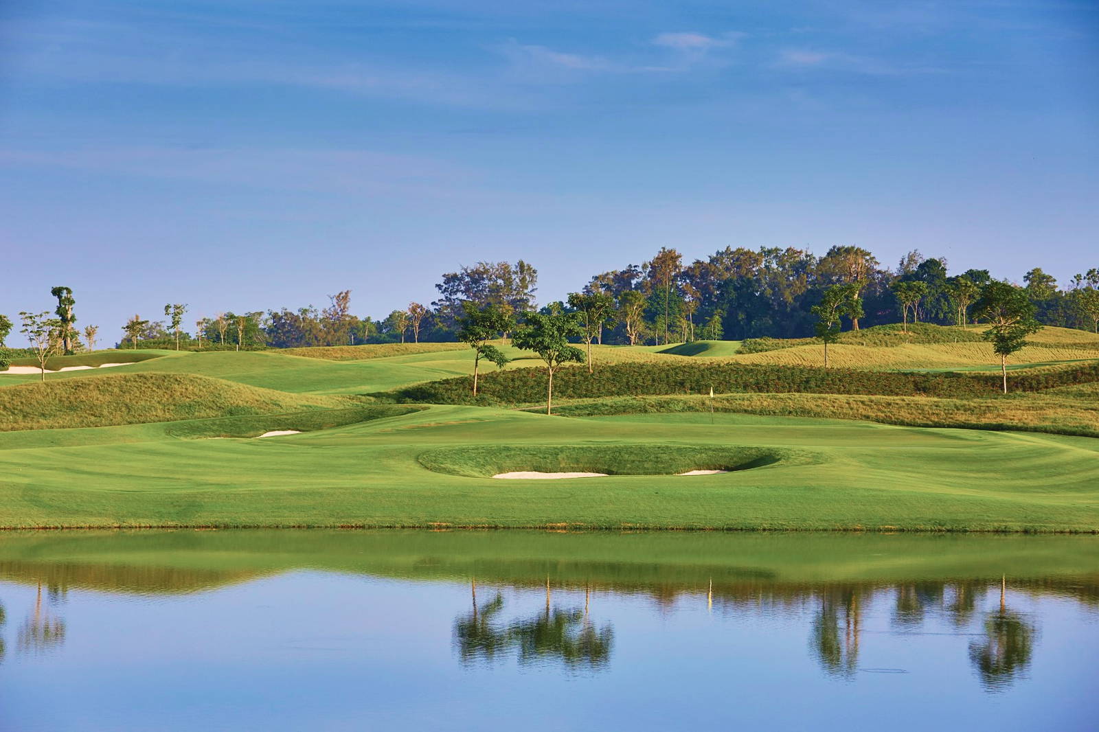 Green, Water Hazard, Chee Chan Golf Resort, Pattaya, Thailand