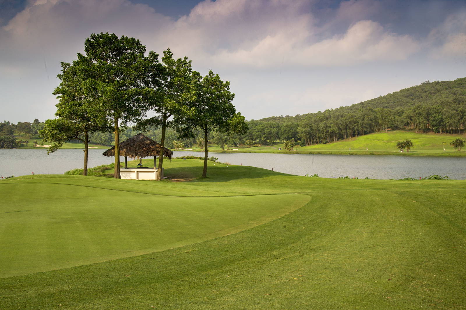 Green, Water Hazard, Chi Linh Star Golf Club, Hanoi, Vietnam