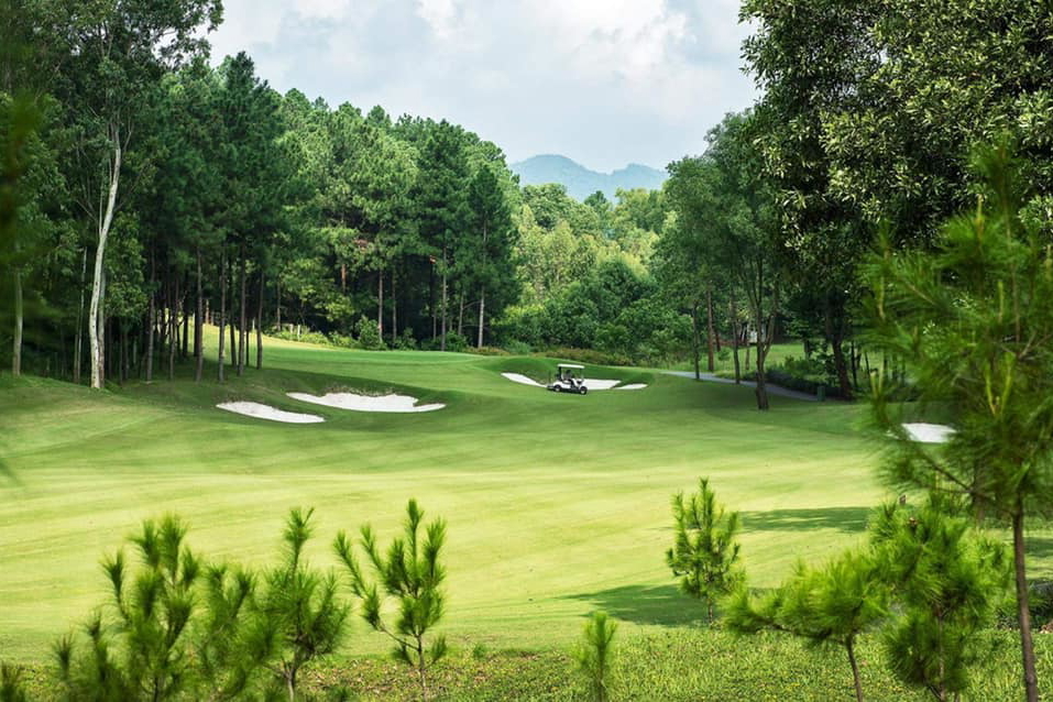 Approach, Dai Lai Star Golf Club, Hanoi, Vietnam