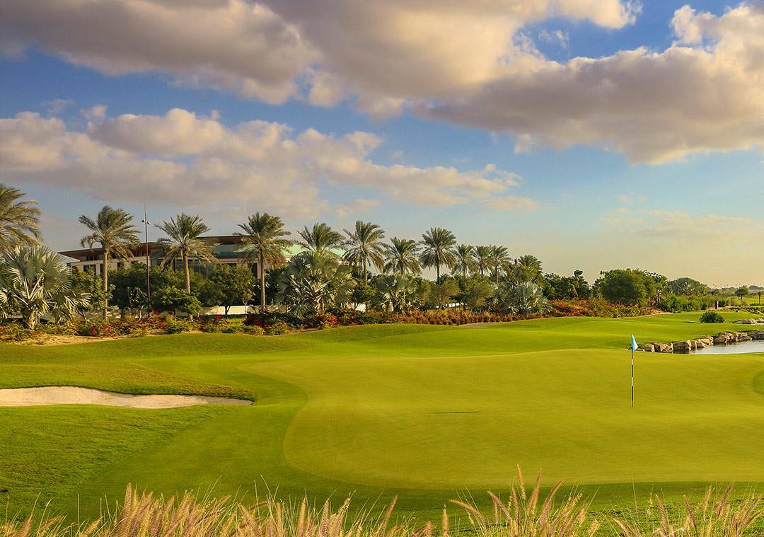 Green, Bunker, Dubai Hills Golf Club, Dubai, United Arab Emirates