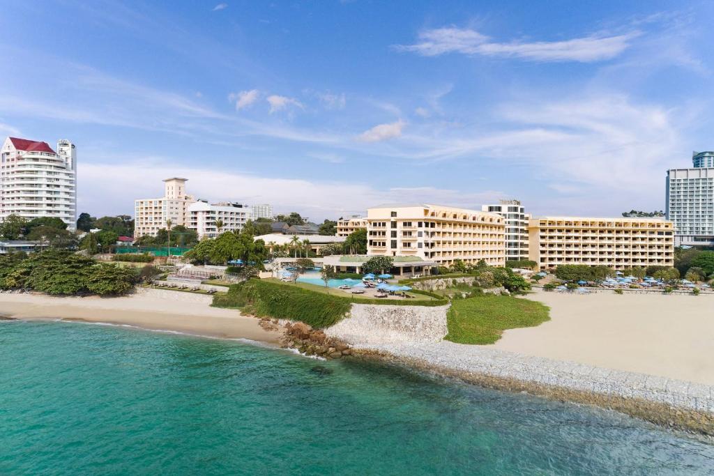 Dusit Thani Pattaya, Pattaya, Thailand