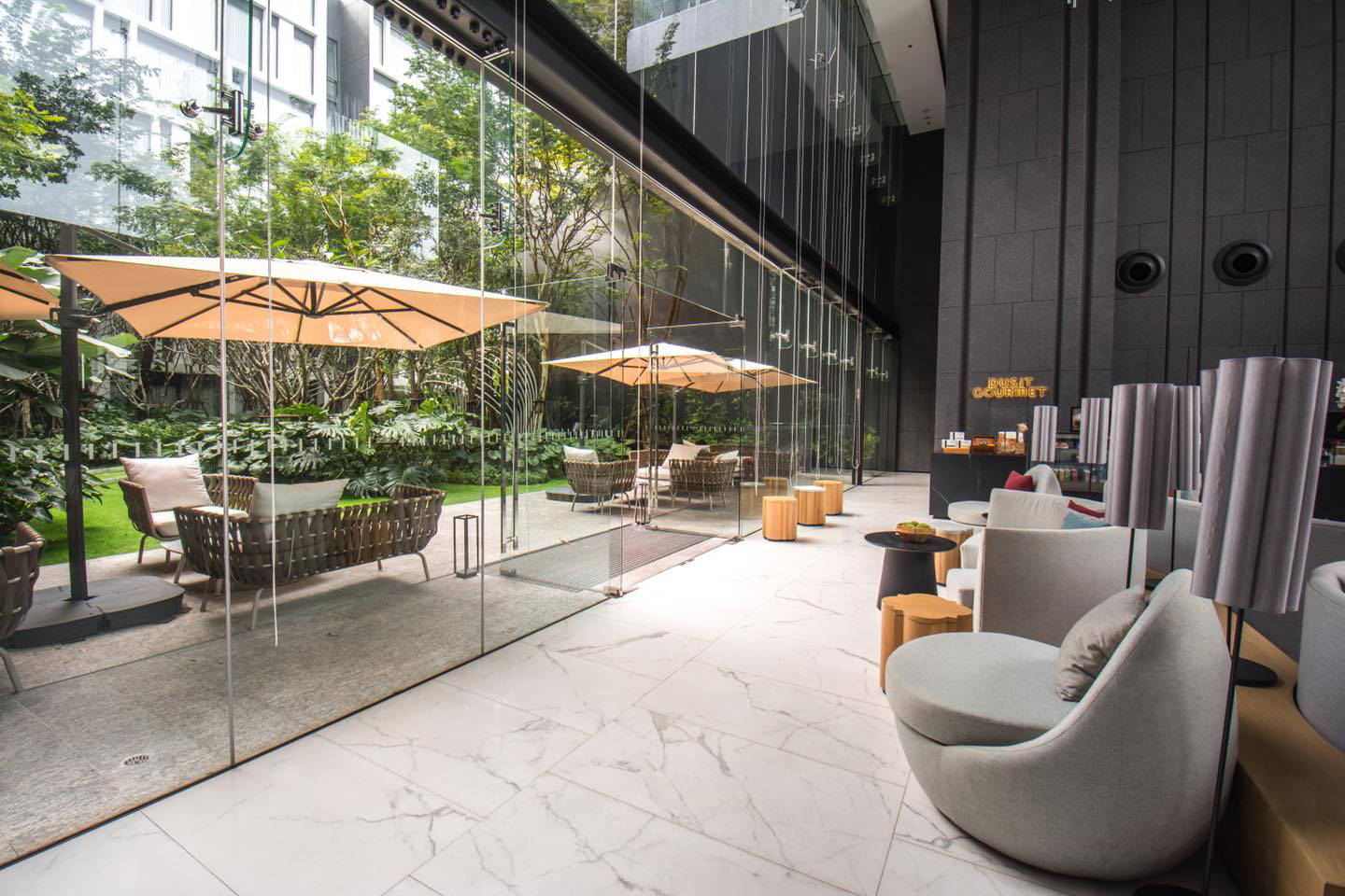 Dusit D2 Huahin, Hua Hin