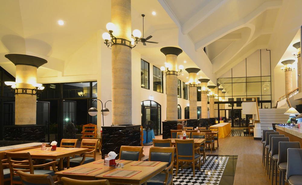 Restaurant, Eastern Star Country Club & Resort, Pattaya, Thailand