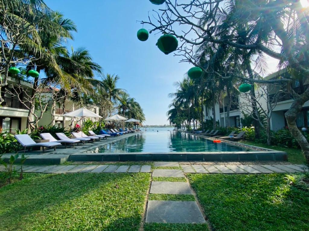 Emerald Hoi An Riverside Resort, Da Nang / Hoi An