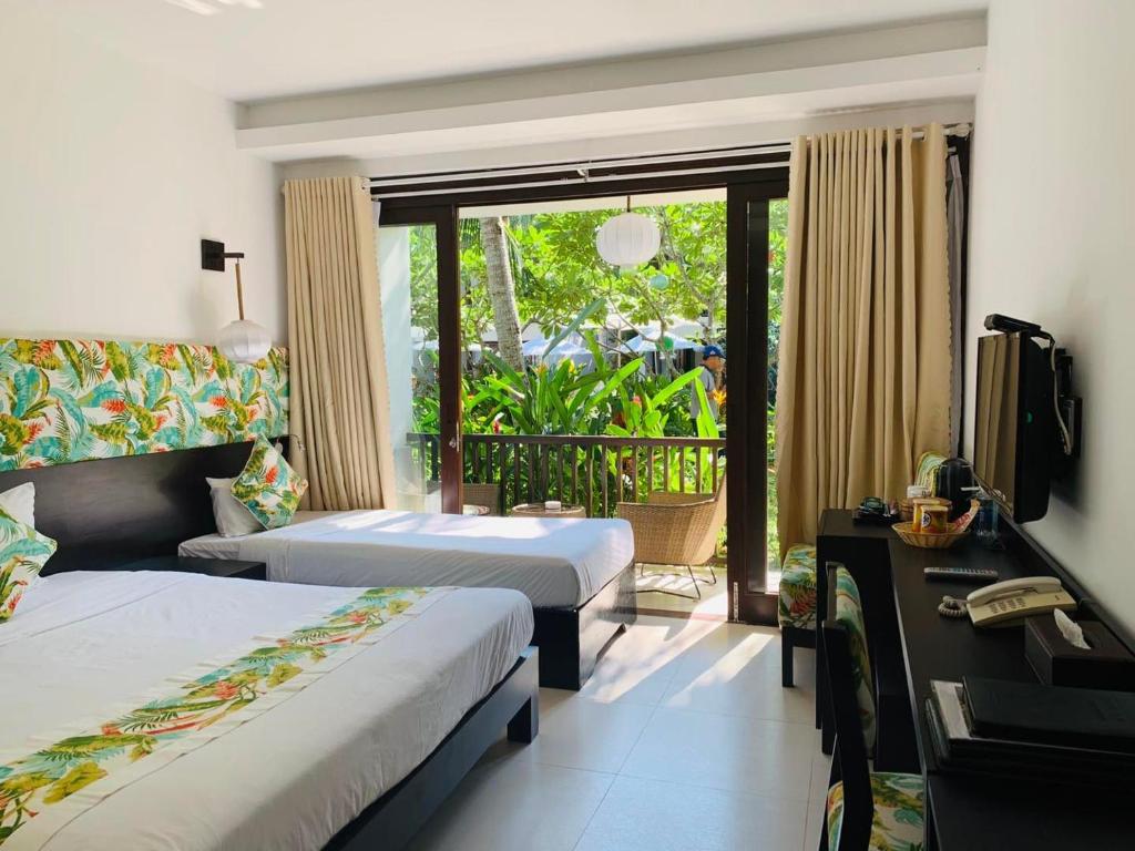 Emerald Hoi An Riverside Resort, Da Nang / Hoi An