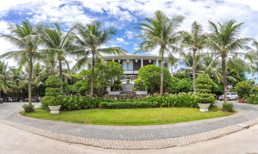 Emerald Hoi An Riverside Resort, Da Nang / Hoi An