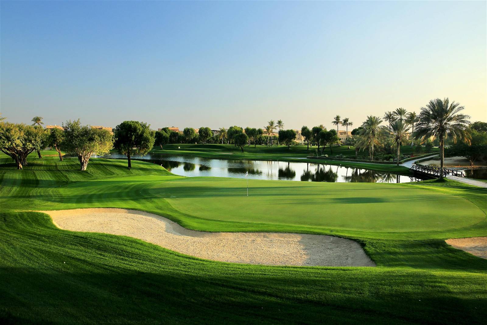 Green, Bunker, Emirates Golf Club (Majlis Course), Dubai, United Arab Emirates