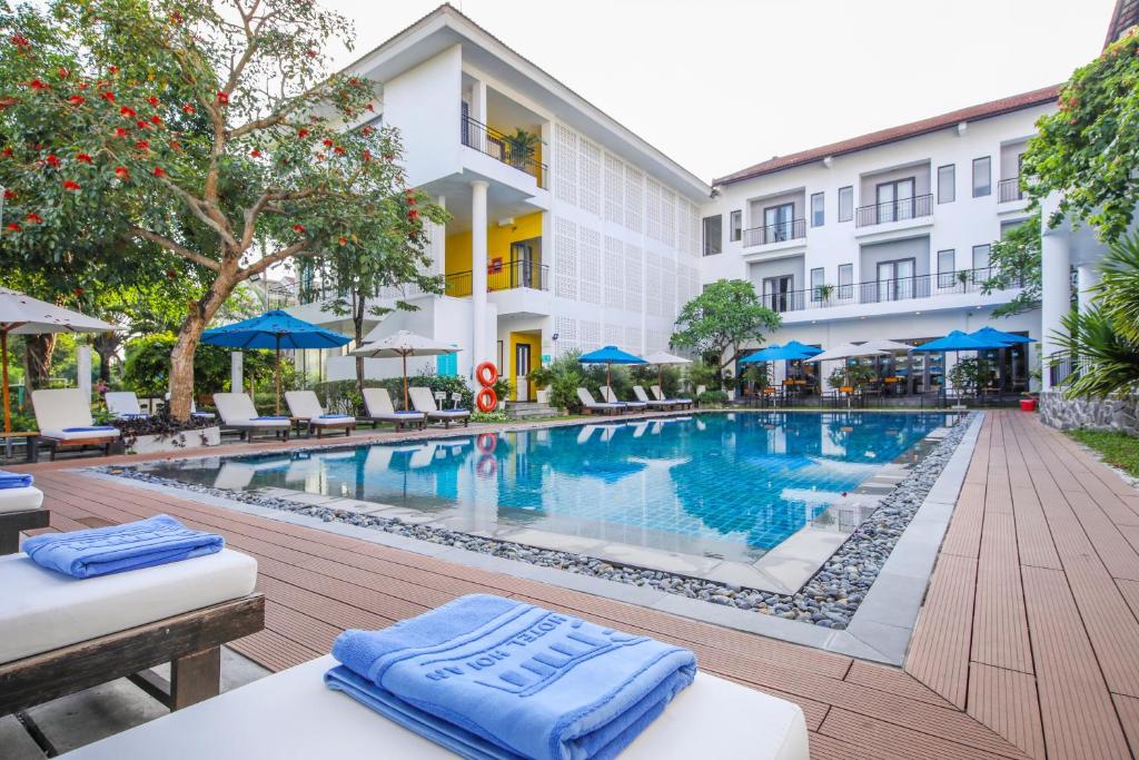 EMM Hotel Hoi An, Da Nang / Hoi An