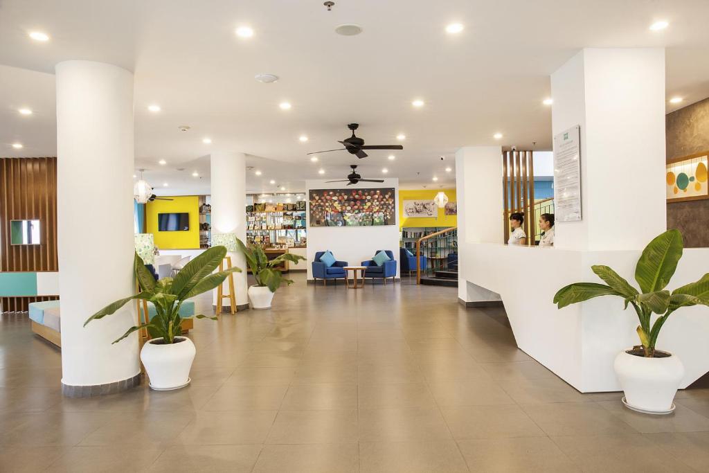 EMM Hotel Hoi An, Da Nang / Hoi An