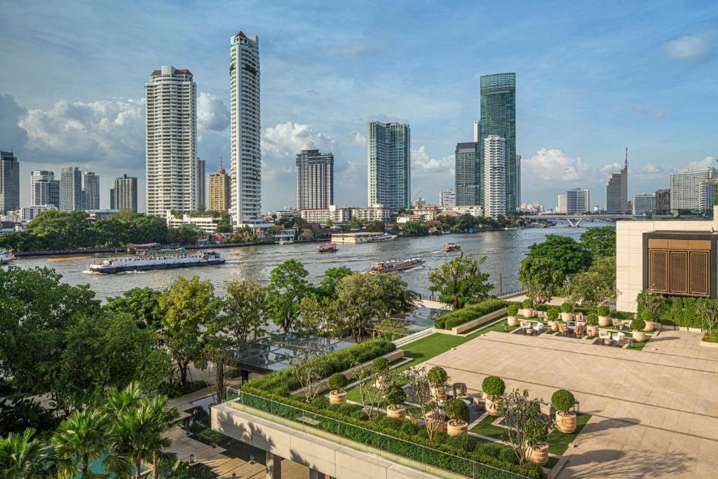 Four Seasons Hotel Bangkok at Chao Phraya River, Bangkok, Thailand