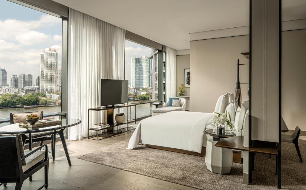 Four Seasons Hotel Bangkok at Chao Phraya River, Bangkok, Thailand