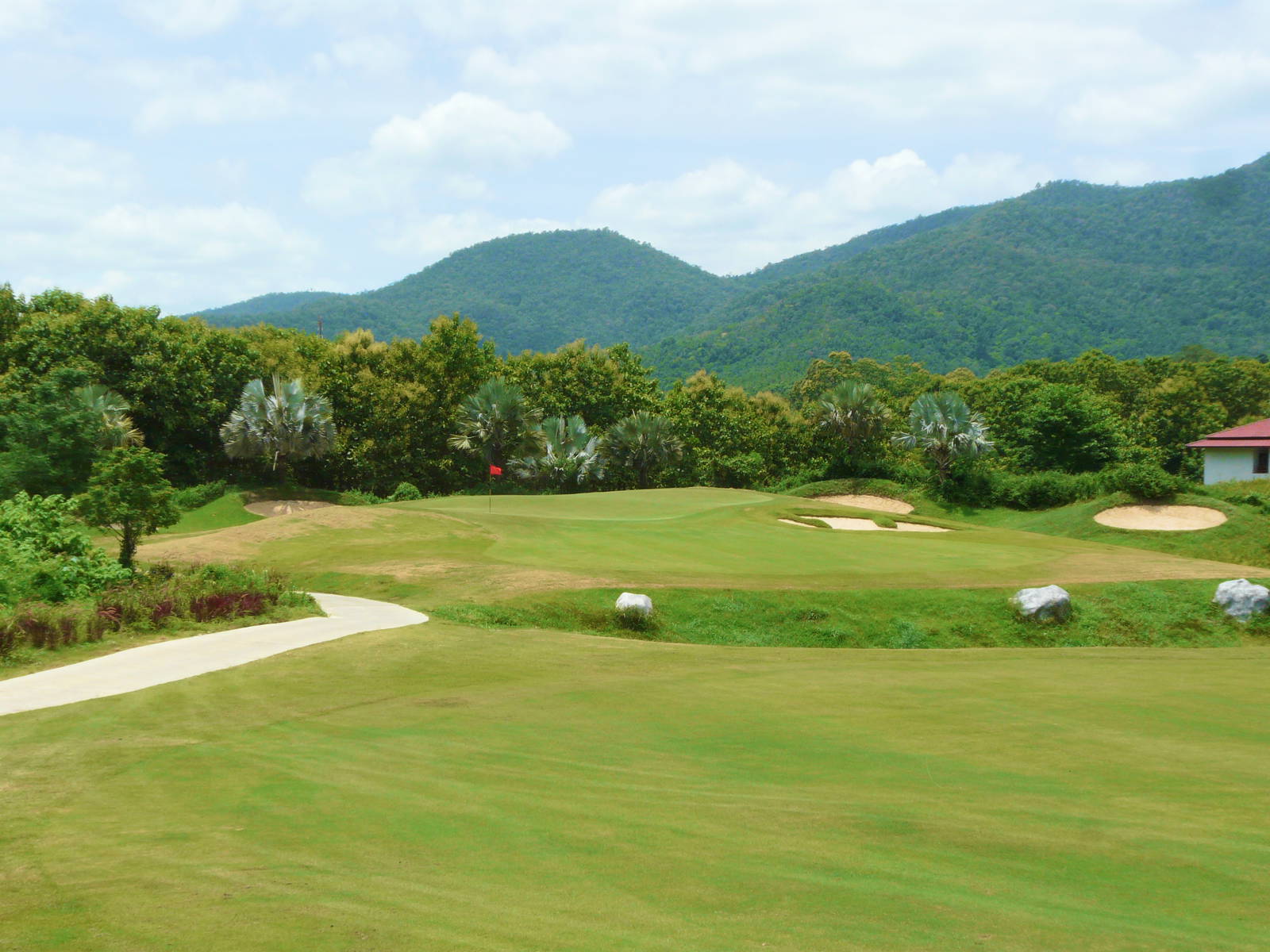 Green, Approach, Gassan Khuntan Golf & Resort, Chiang Mai, Thailand