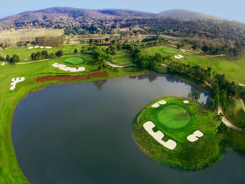 Island Green, Gassan Khuntan Golf & Resort, Chiang Mai, Thailand