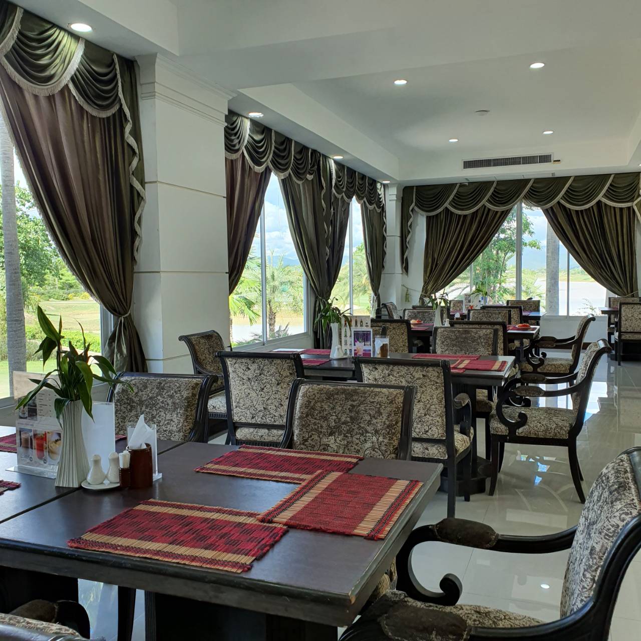Restaurant, Gassan Panorama Golf Club , Chiang Mai, Thailand