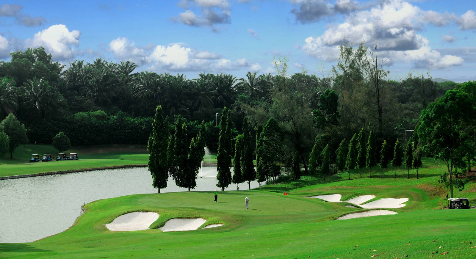 Green, Bunker, Water Hazard, Glenmarie Golf & Country Club, Kuala Lumpur, Malaysia