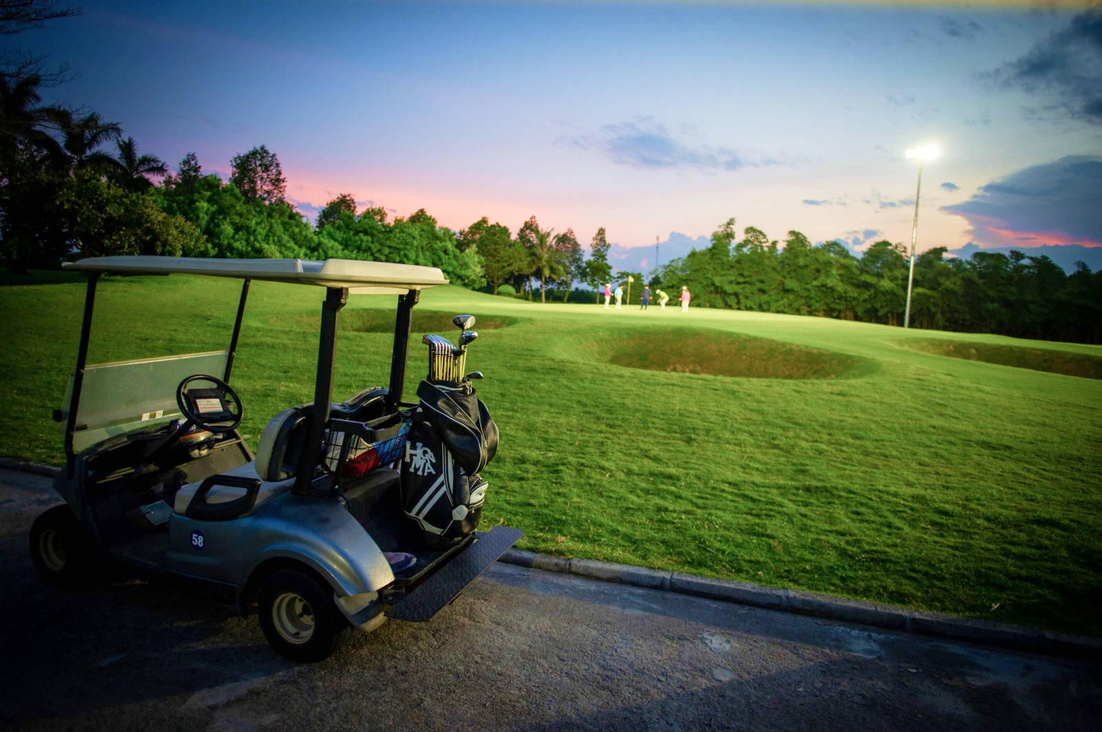 Cart, Green, Hanoi Golf Club, Hanoi, Vietnam